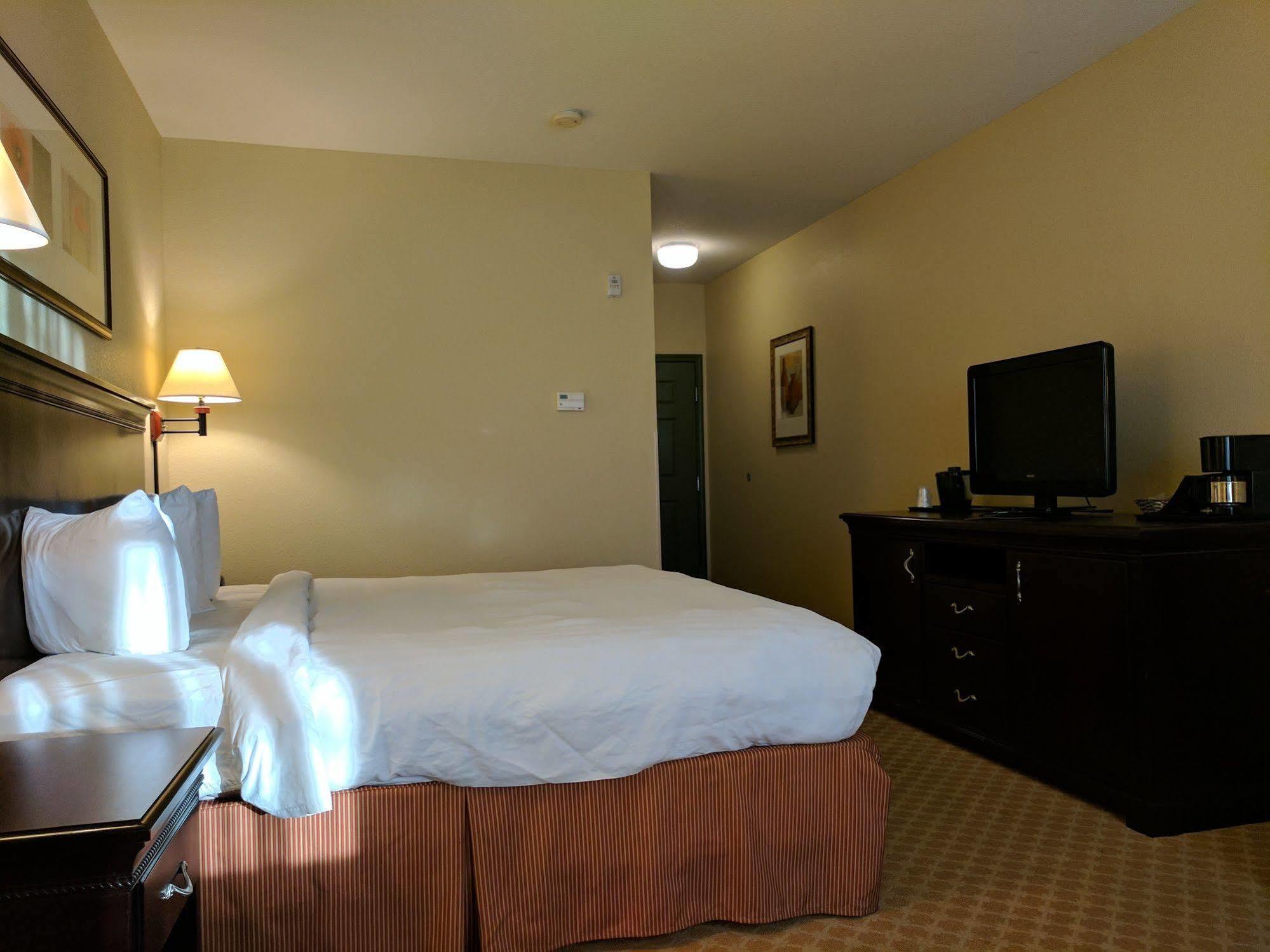 Country Inn & Suites By Radisson, Tallahassee-University Area, Fl Exterior photo